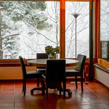 Grosse 4 Mit Traumhafter Aussicht Apartment